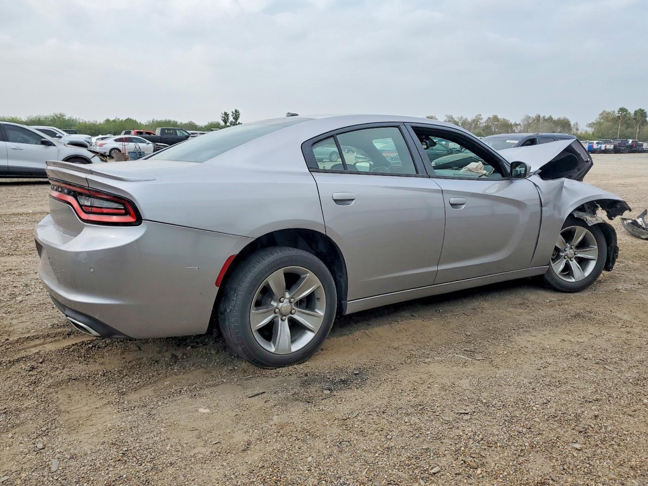 2015 Dodge Charger Se - Image 3