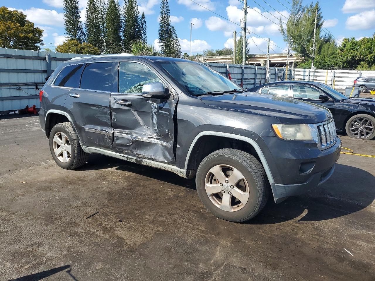 2011 Jeep Grand Cherokee Overland - Фото 4