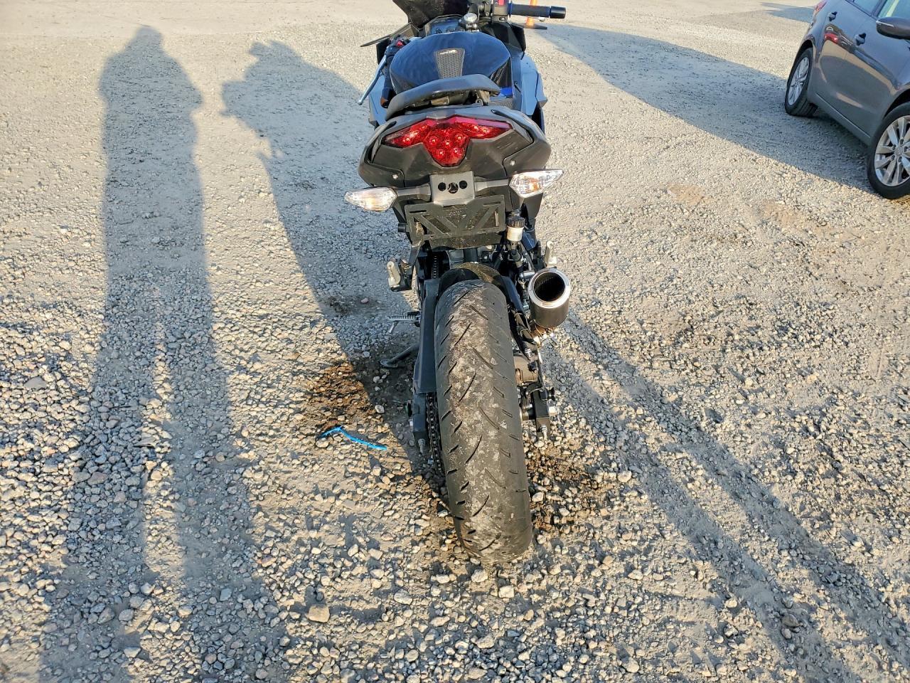 2025 Kawasaki Ex500 - Фото 4