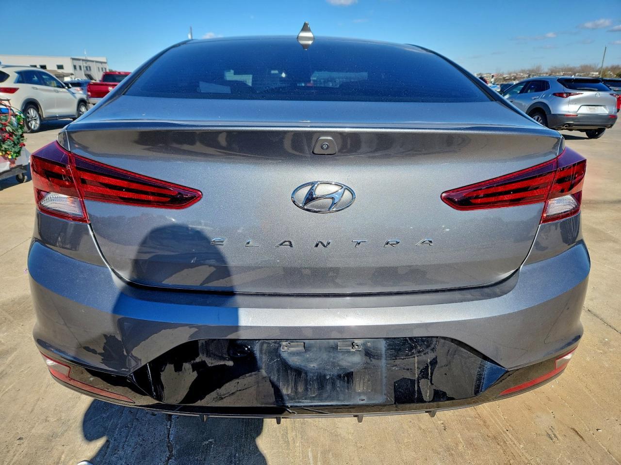 2019 Hyundai Elantra Sel - Фото 6