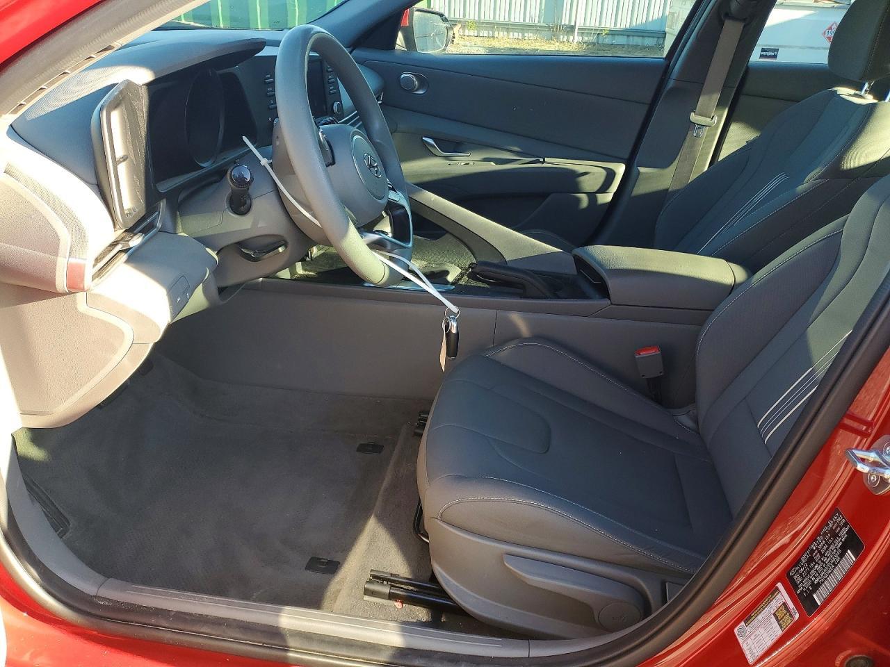 2023 Hyundai Elantra Sel - Image 7