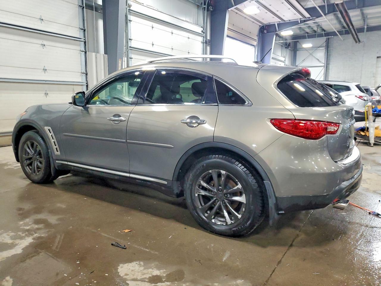 2010 Infiniti Fx35 - Фото 2