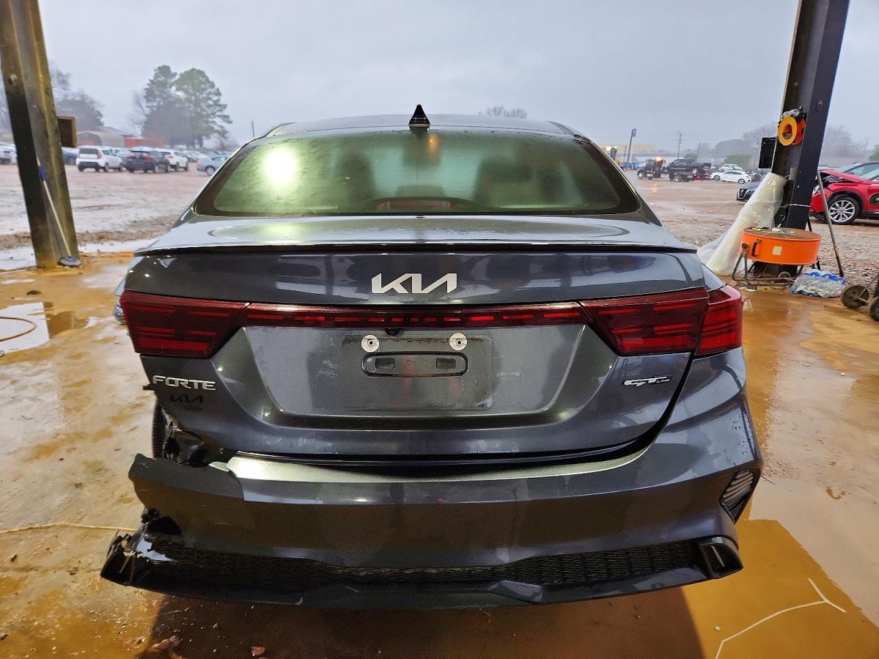 2024 Kia Forte Gt Line - Фото 6