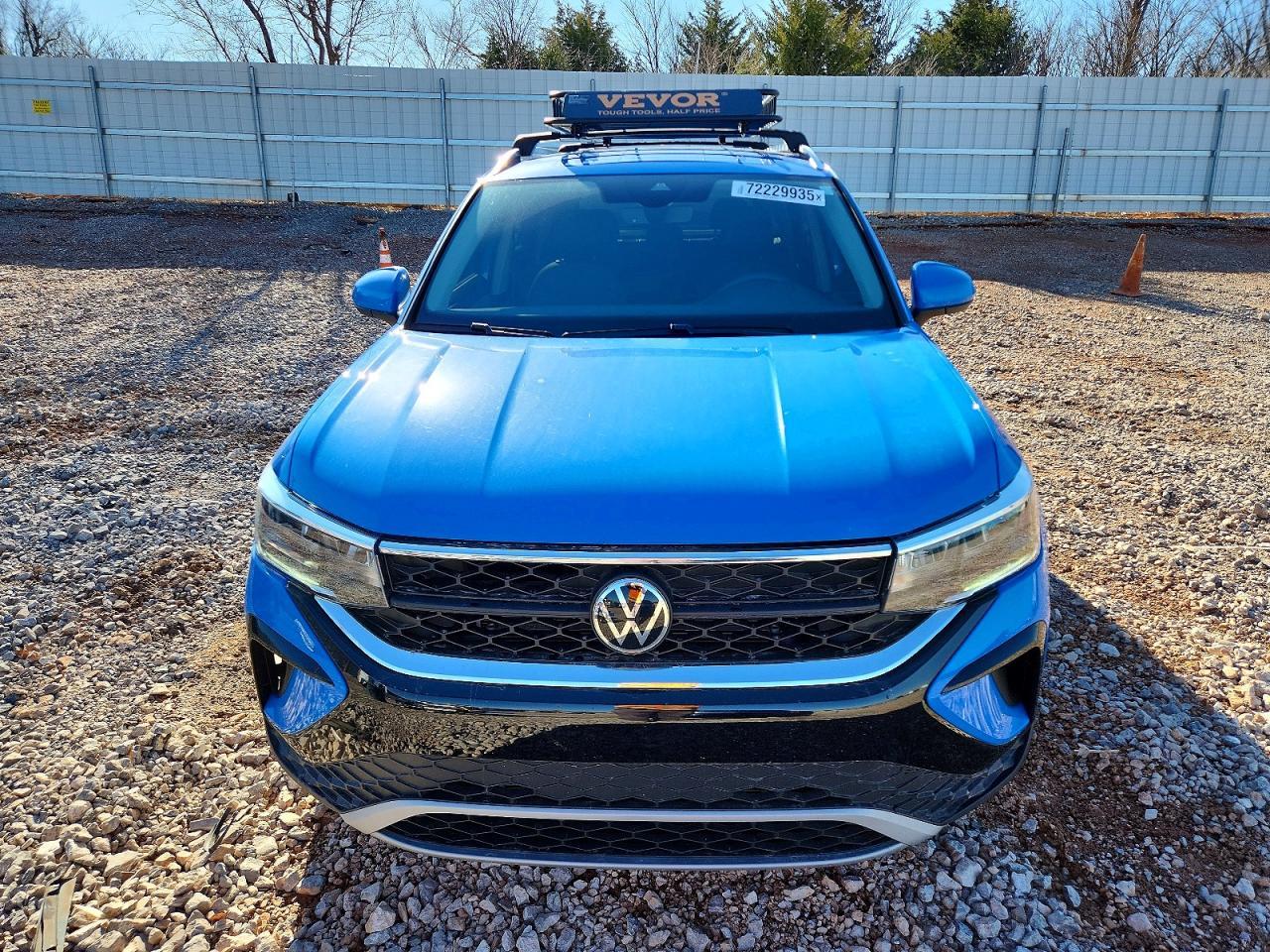 2022 Volkswagen Taos Se - Image 5