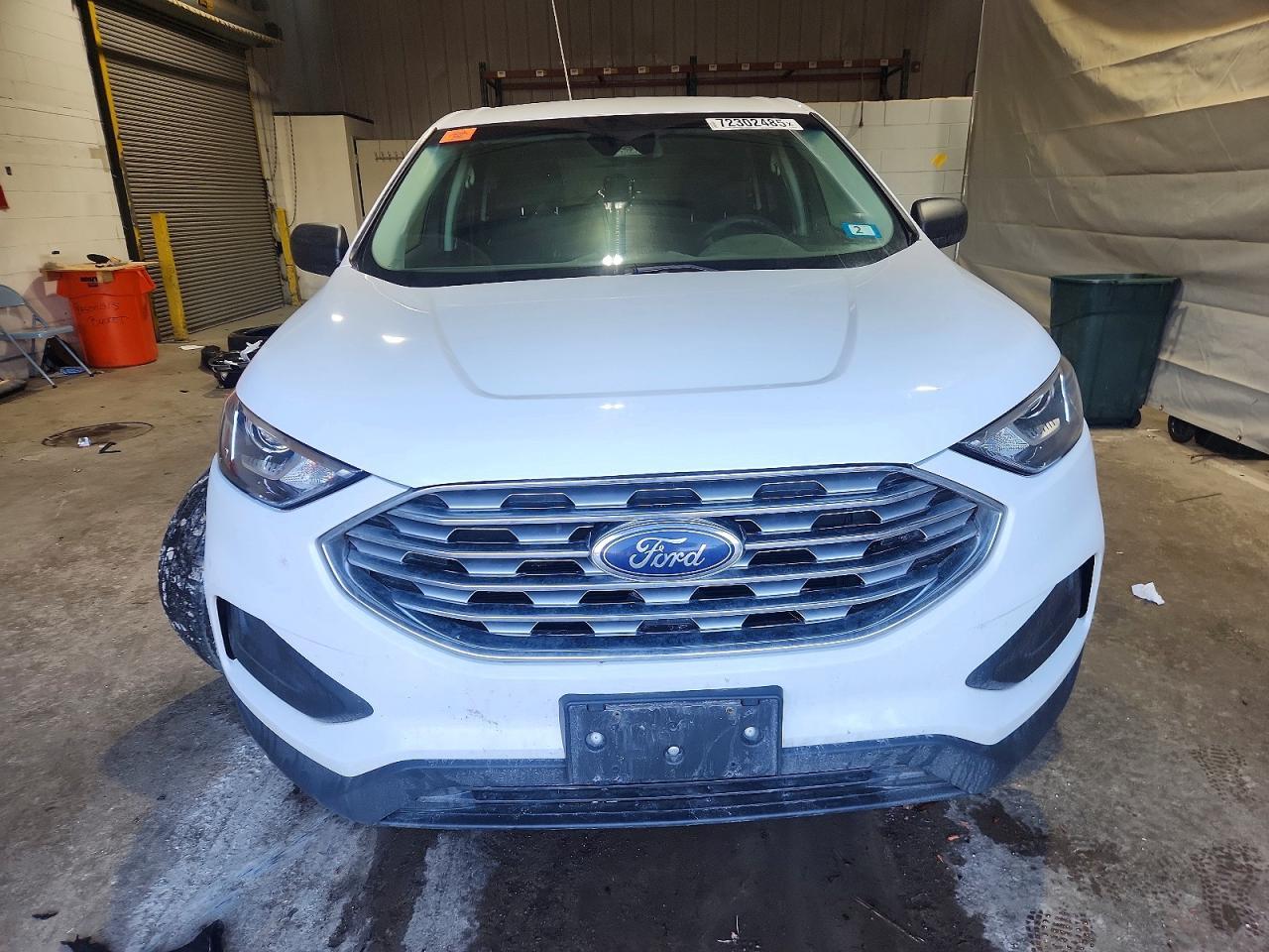 2020 Ford Edge Se - Image 5