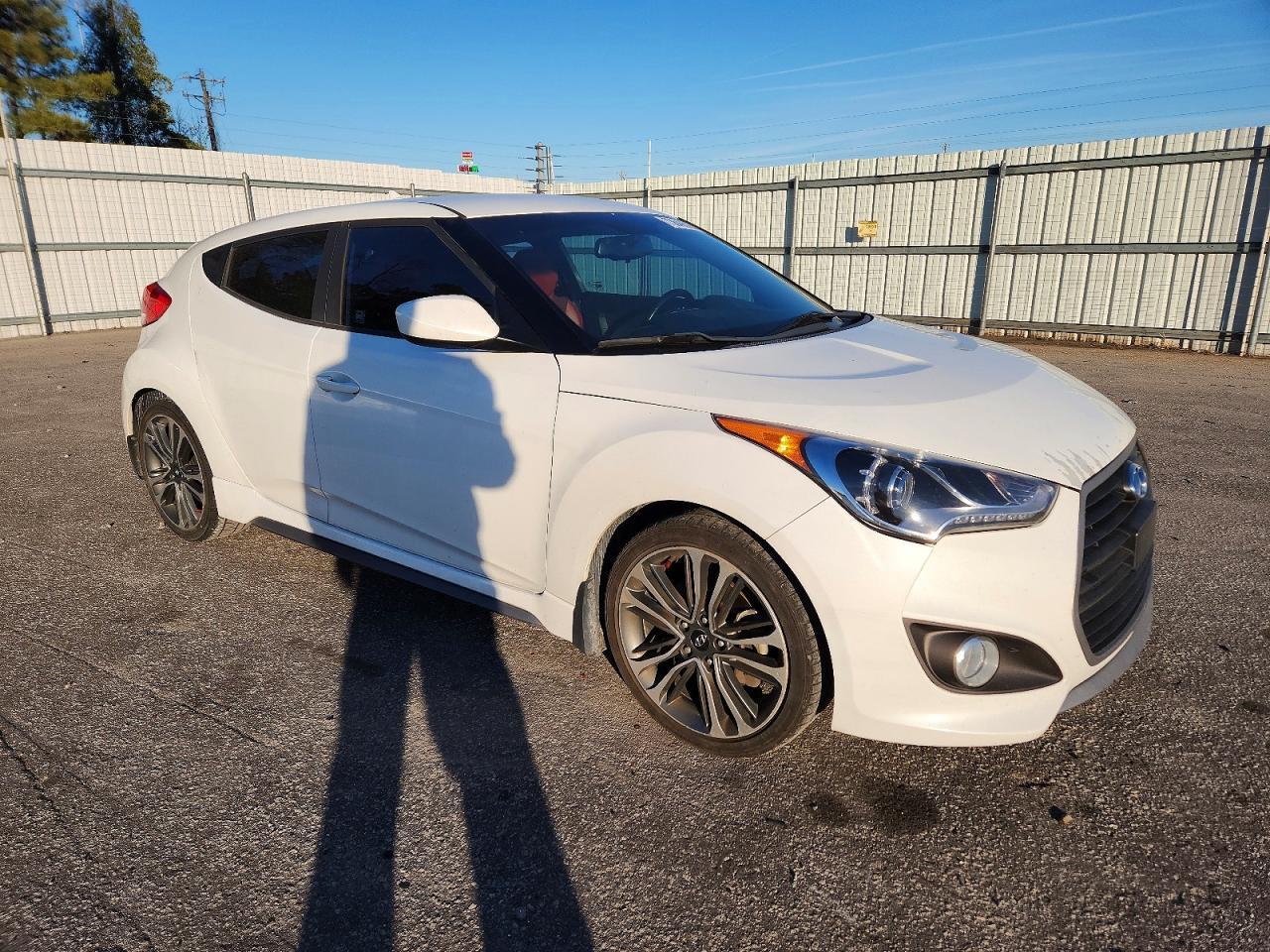 2016 Hyundai Veloster Turbo - Фото 4