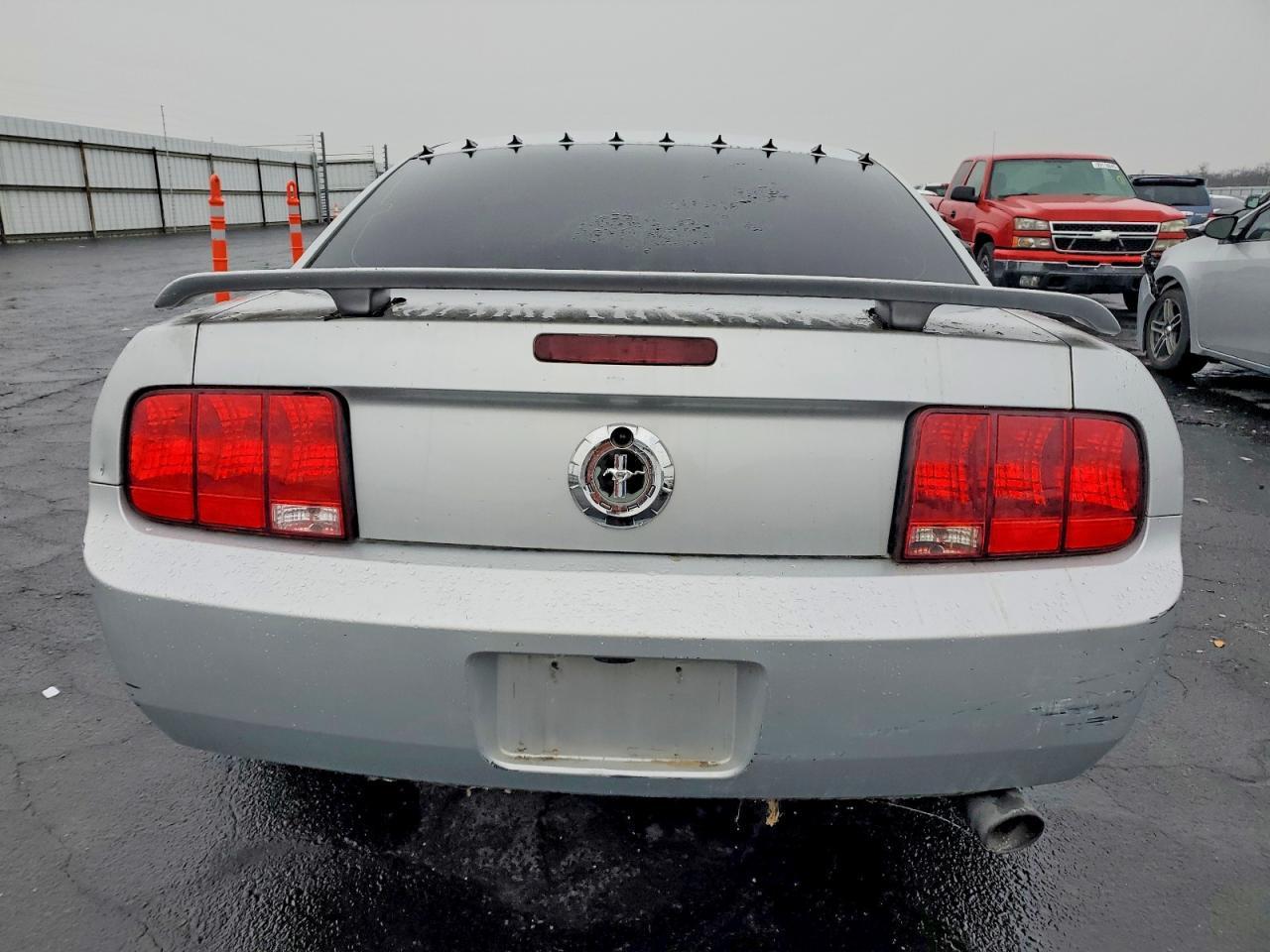 2006 Ford Mustang - Фото 6