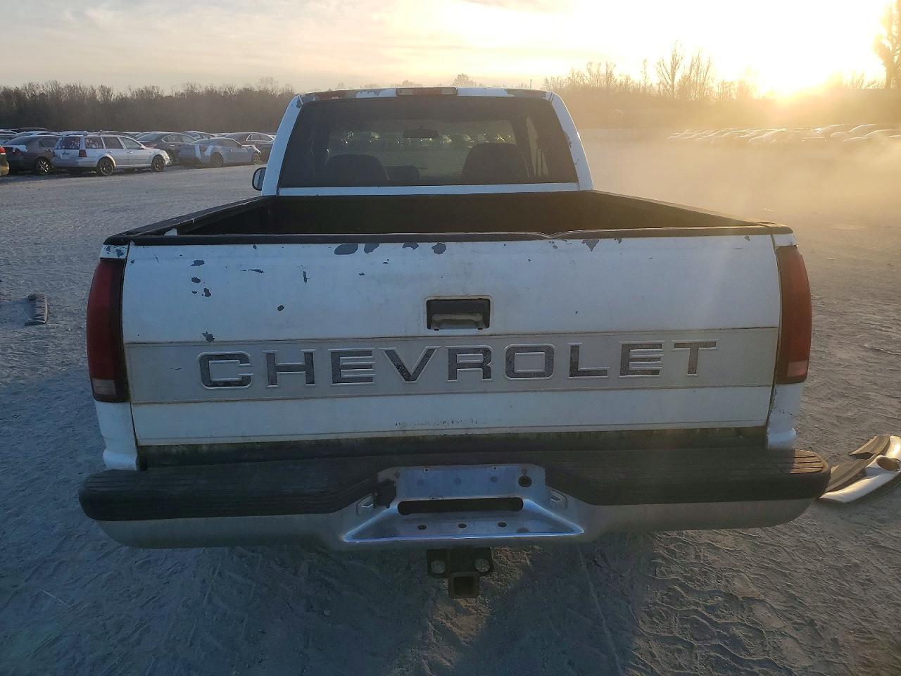 1994 Chevrolet Gmt-400 C1500 - Image 6