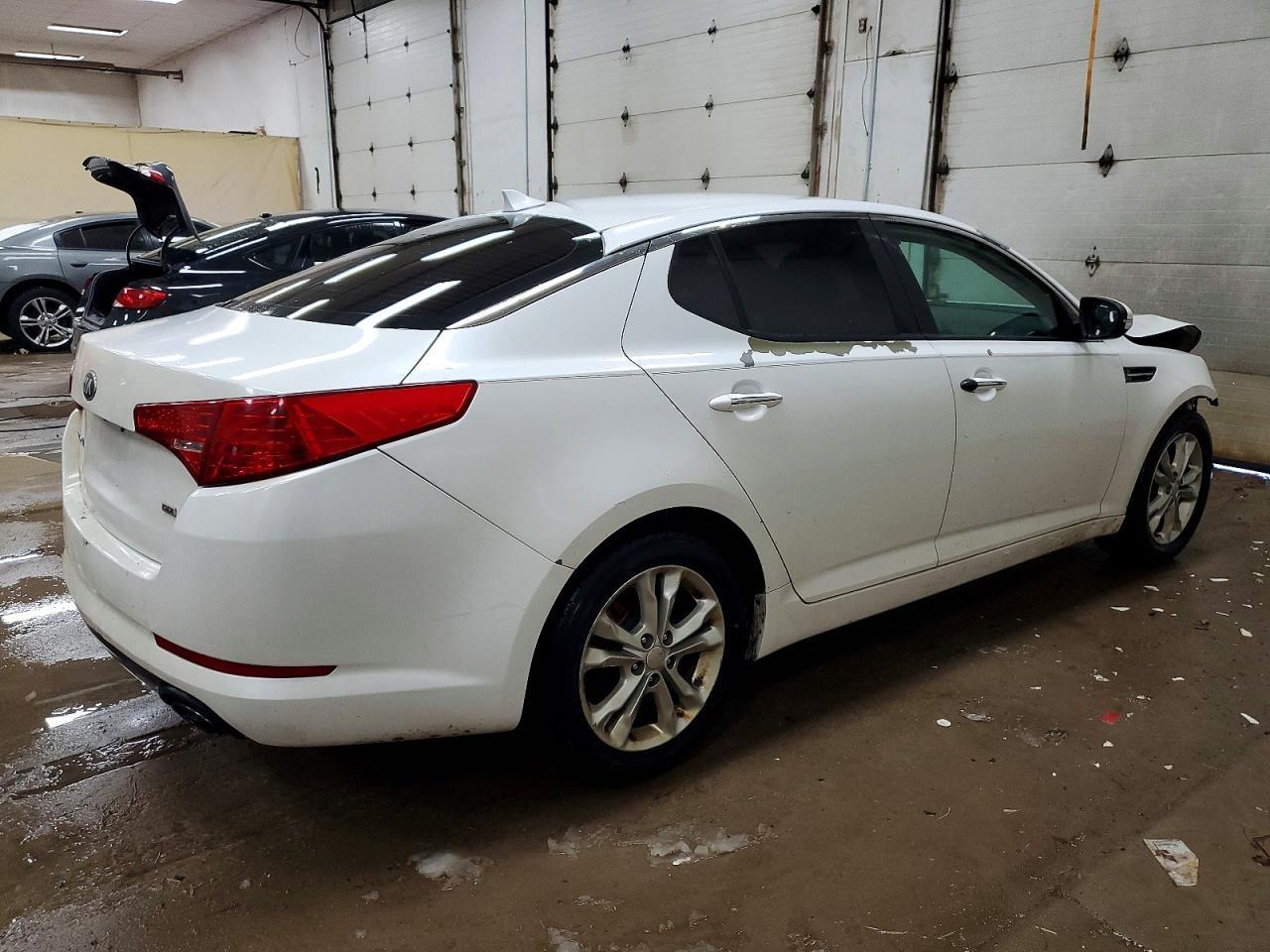 2013 Kia Optima Lx - Image 3