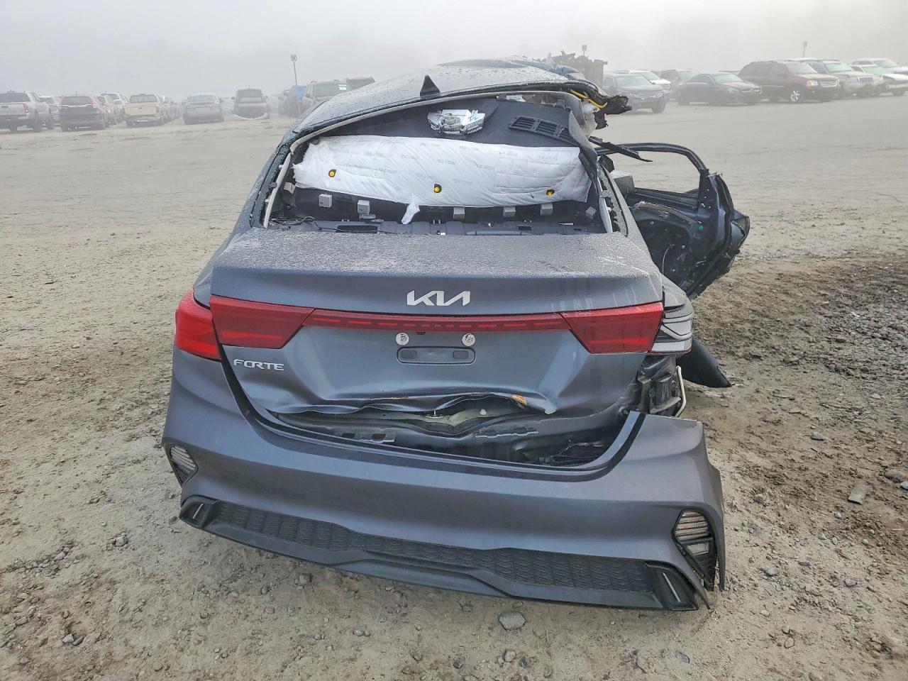2023 Kia Forte - Фото 6