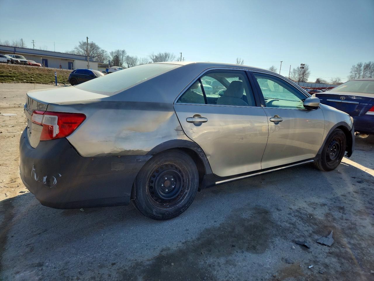 2013 Toyota Camry L - Image 3