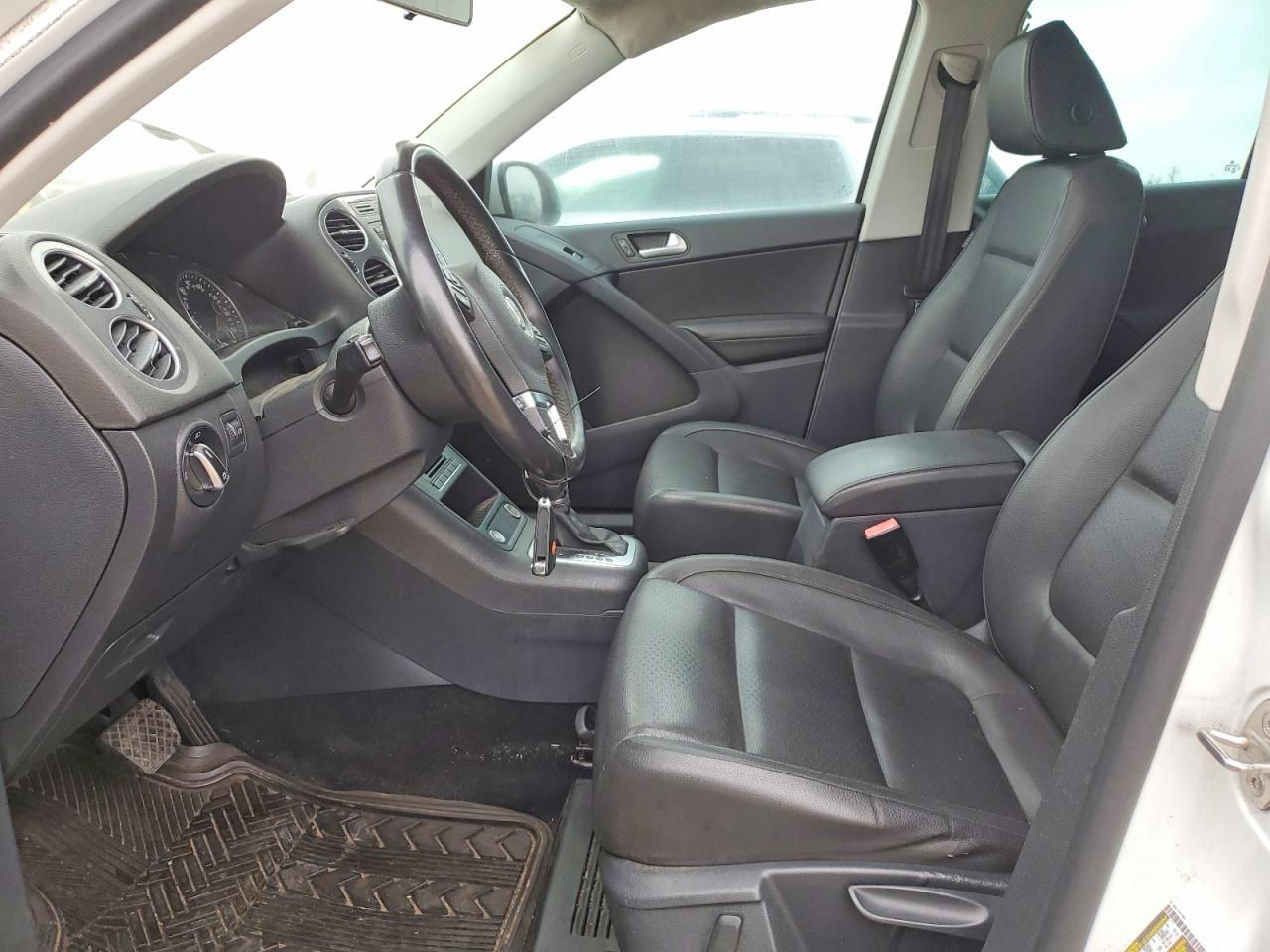 2014 Volkswagen Tiguan S - Фото 7