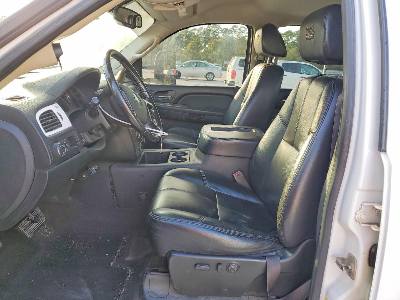 2008 Chevrolet Silverado C3500 - Image 7