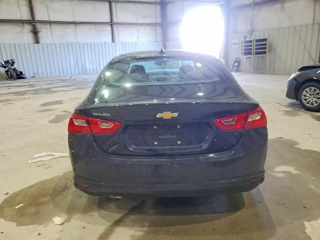 2022 Chevrolet Malibu Ls - Фото 6