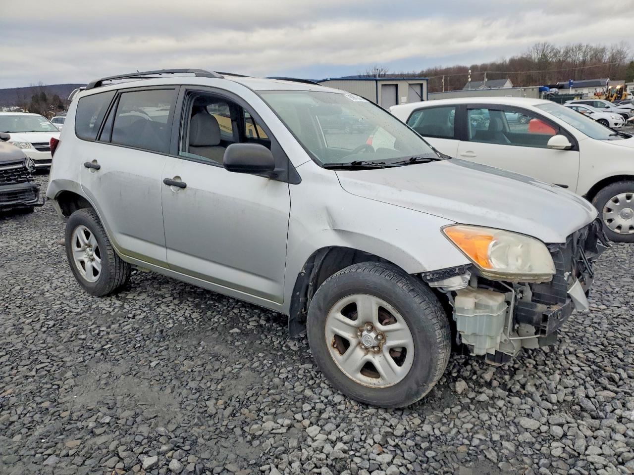2011 Toyota Rav4 Base - Фото 4