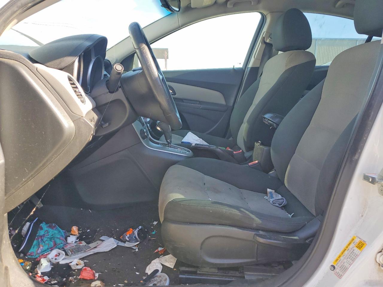 2012 Chevrolet Cruze Ls - Image 7
