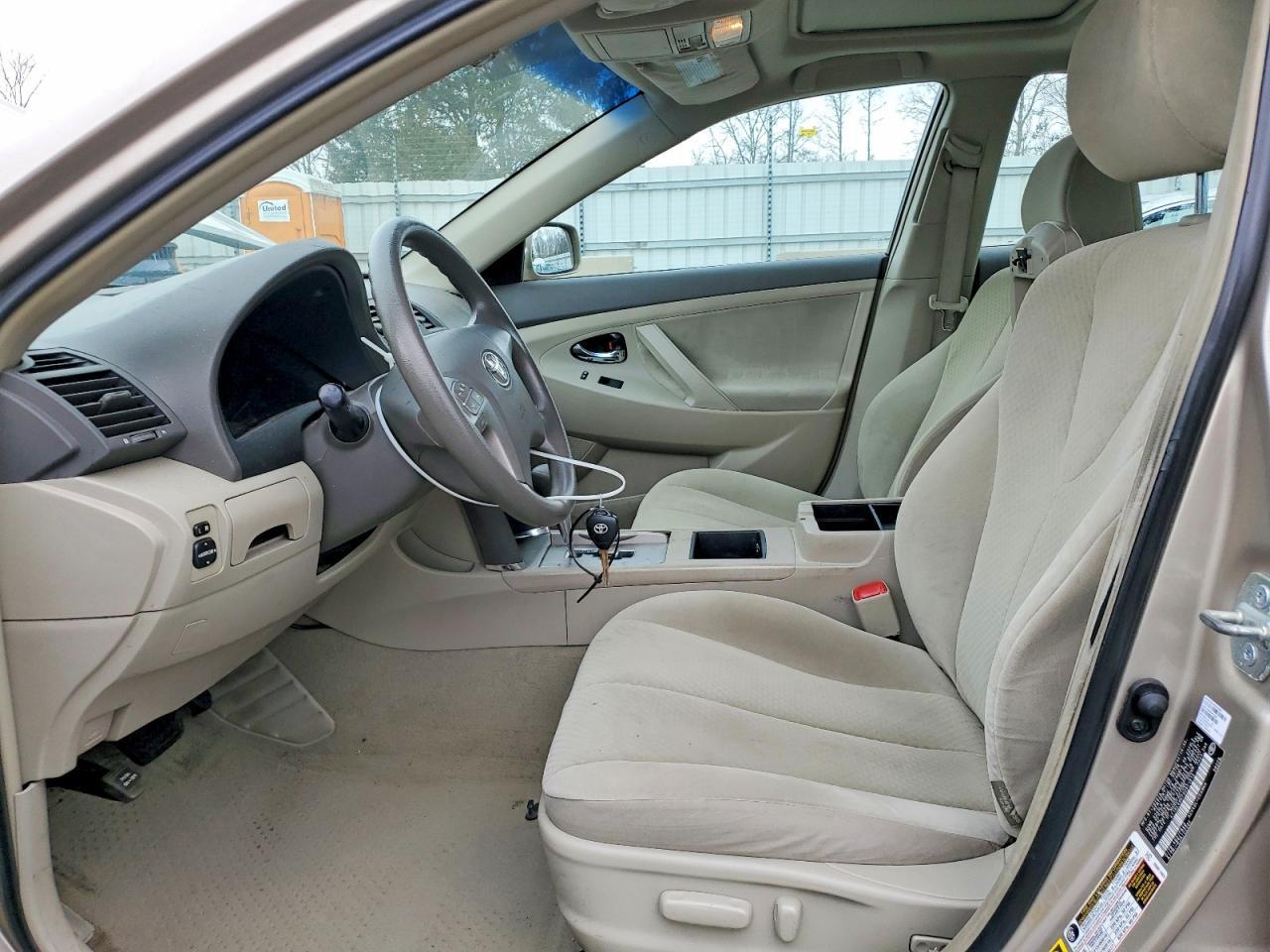2009 Toyota Camry Le - Фото 7
