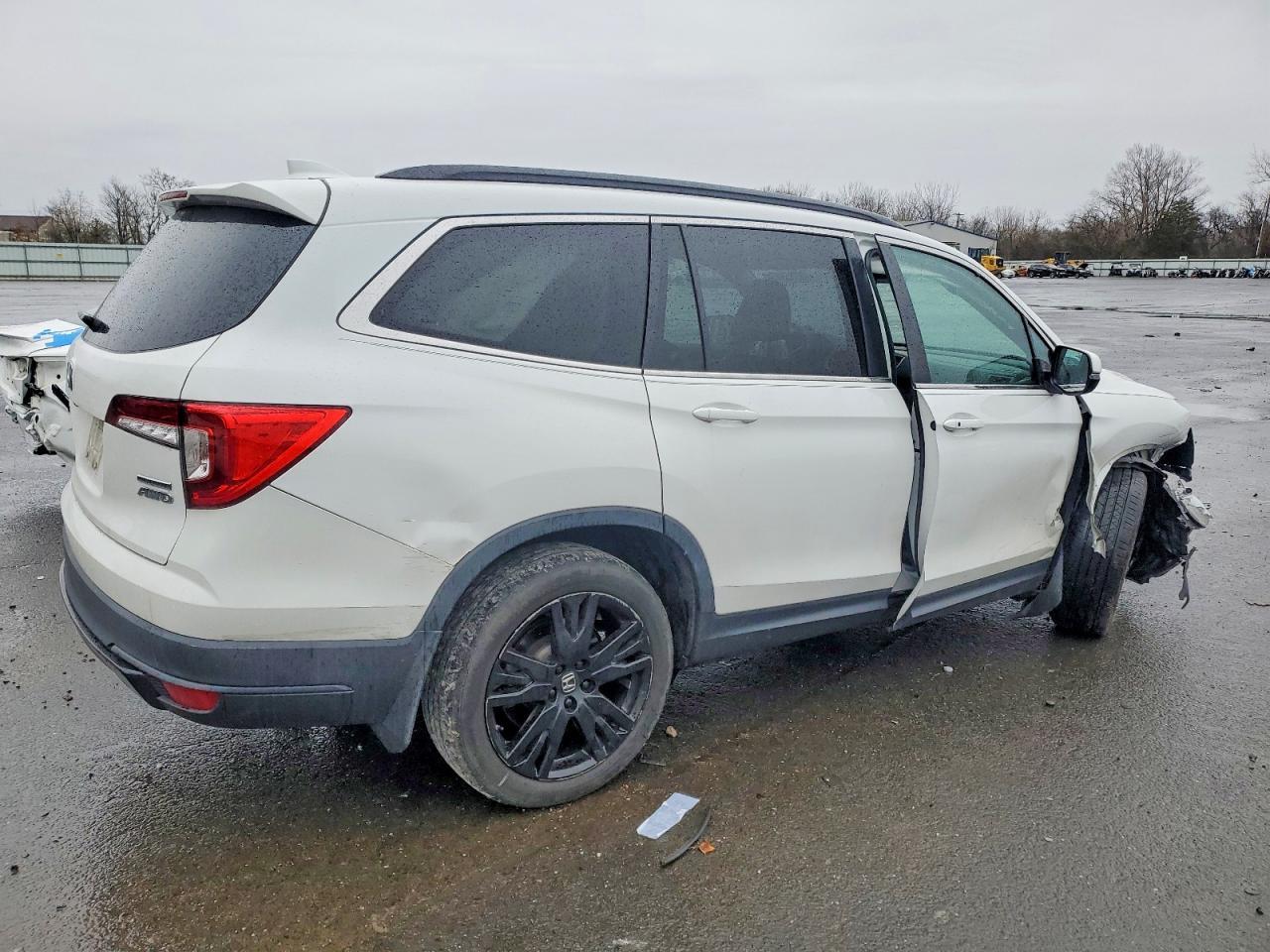 2022 Honda Pilot Se - Фото 3