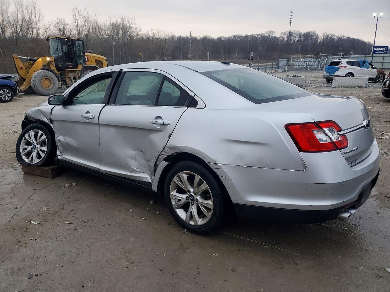 2012 Ford Taurus Sel - Фото 2