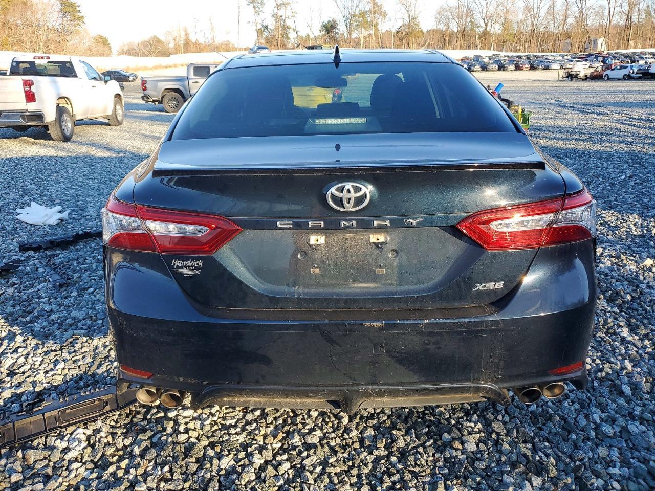 2020 Toyota Camry Xse - Фото 6