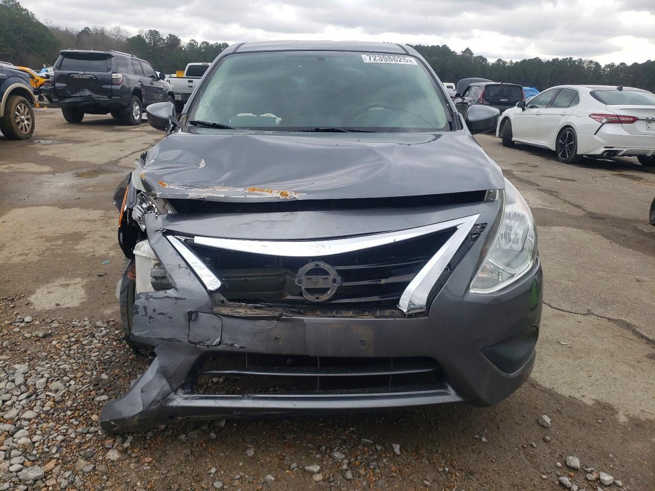 2016 Nissan Versa S - Фото 5