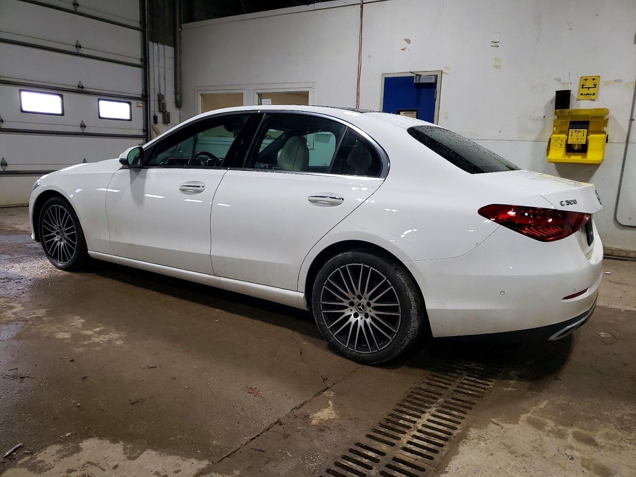 2024 Mercedes-Benz C 300 4Matic - Фото 2