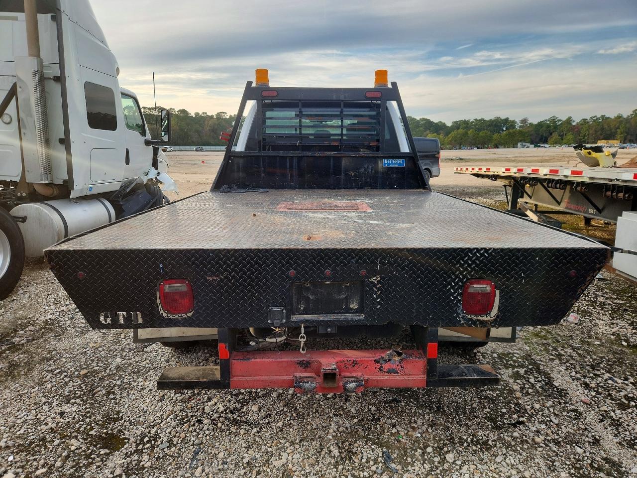 2022 Ford F450 Super Duty Flatbed Truck - Image 6