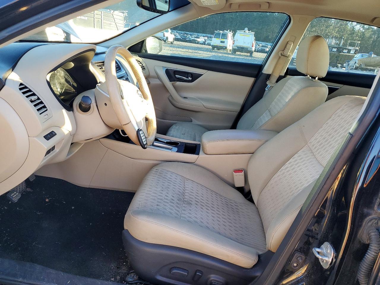 2016 Nissan Altima 2.5 - Image 7