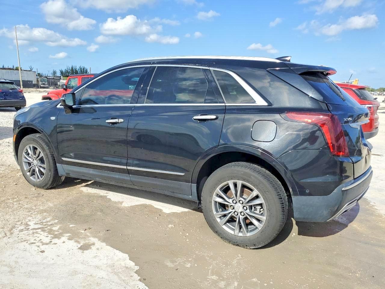 2021 Cadillac Xt5 Premium Luxury - Фото 2