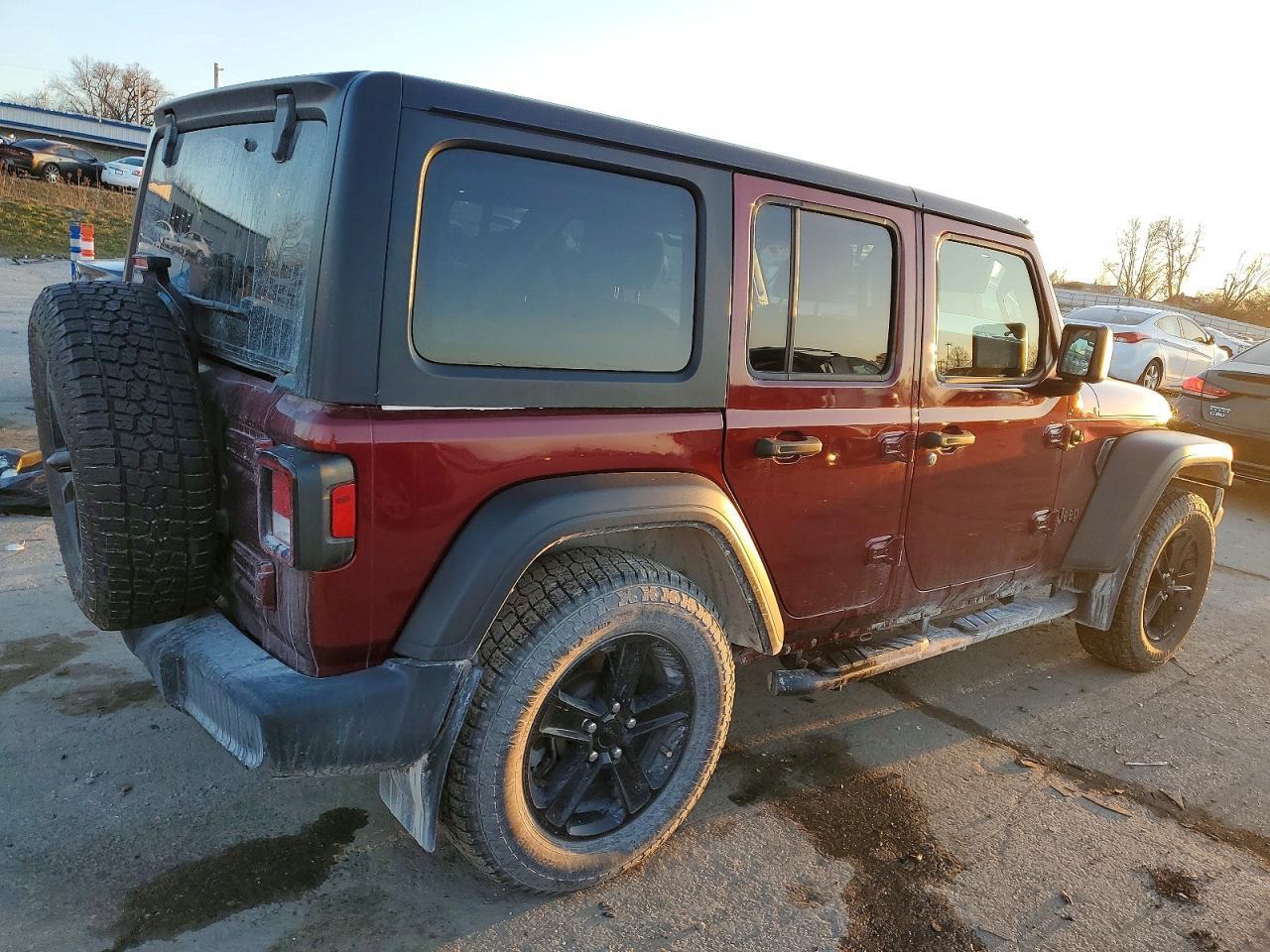 2021 Jeep Wrangler Unlimited Sport - Фото 3
