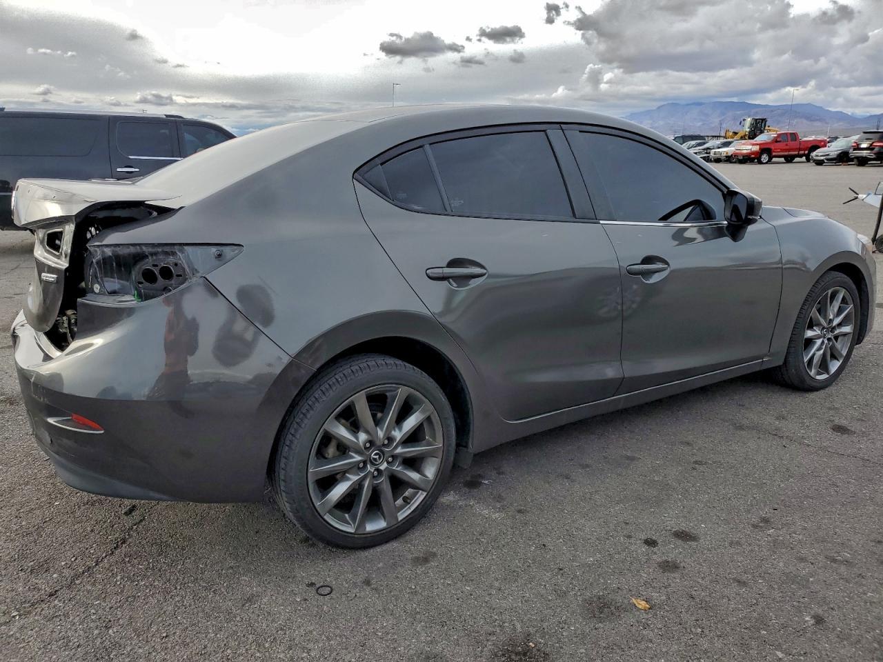 2018 Mazda 3 Touring - Image 3