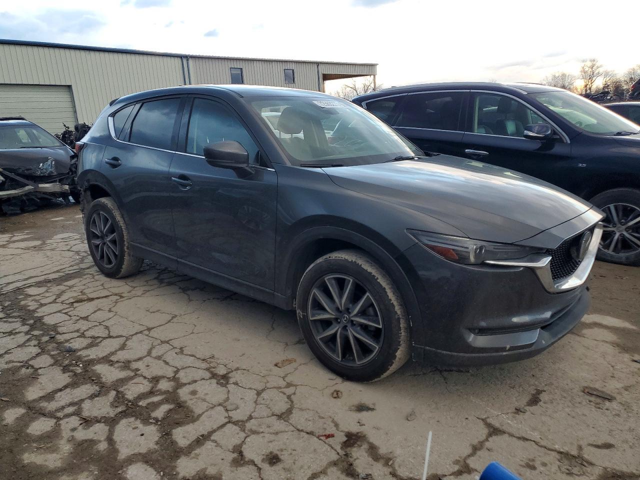 2017 Mazda Cx-5 Grand Touring - Фото 4