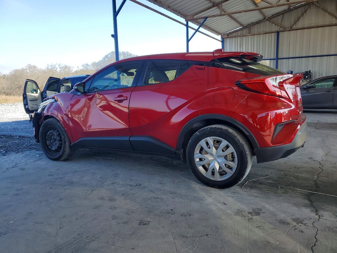 2020 Toyota C-Hr Xle - Image 2