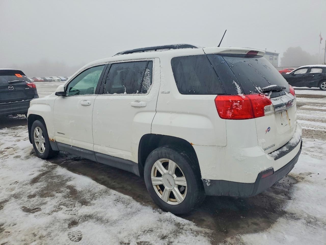 2014 GMC Terrain Sle - Image 2