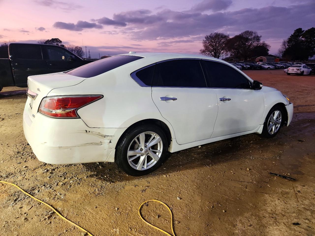 2014 Nissan Altima 2.5 - Image 3