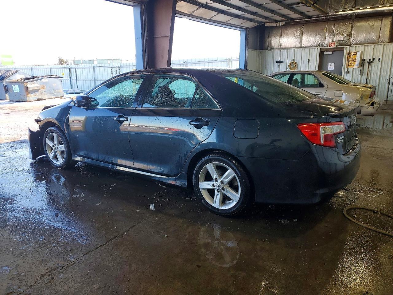 2014 Toyota Camry L - Image 2