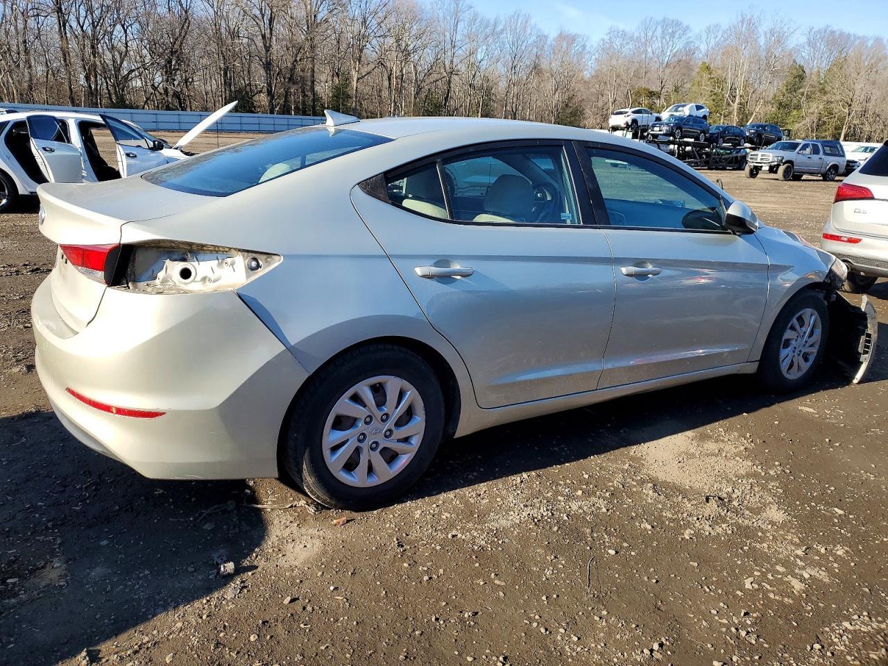 2017 Hyundai Elantra Se - Фото 3