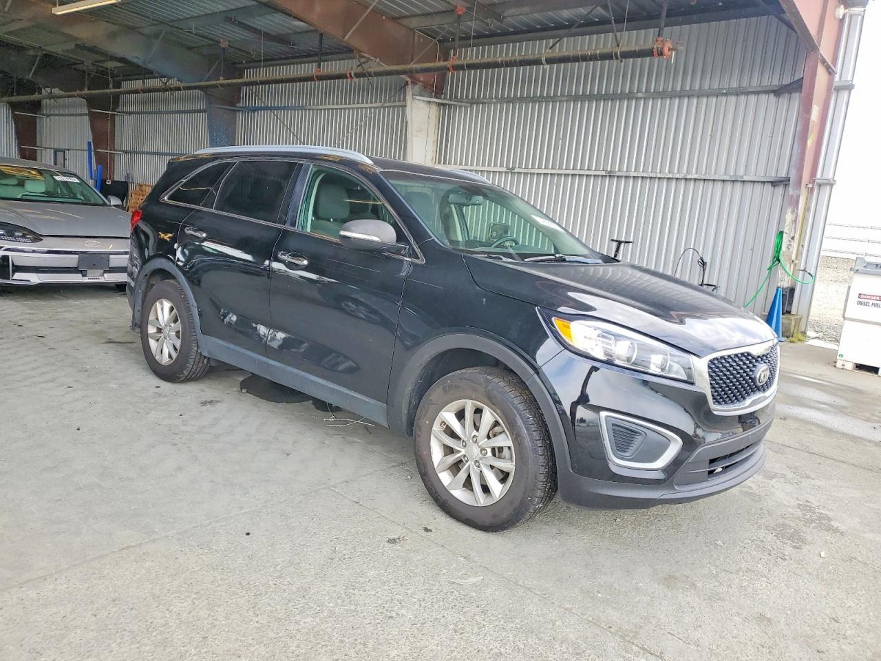 2016 Kia Sorento Lx - Image 4