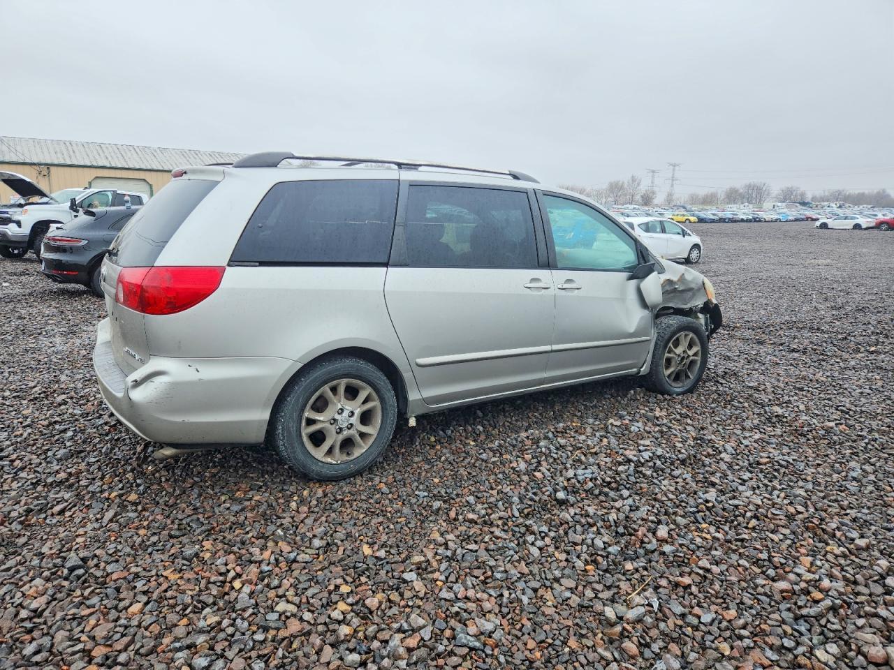 2006 Toyota Sienna Xle - Фото 3