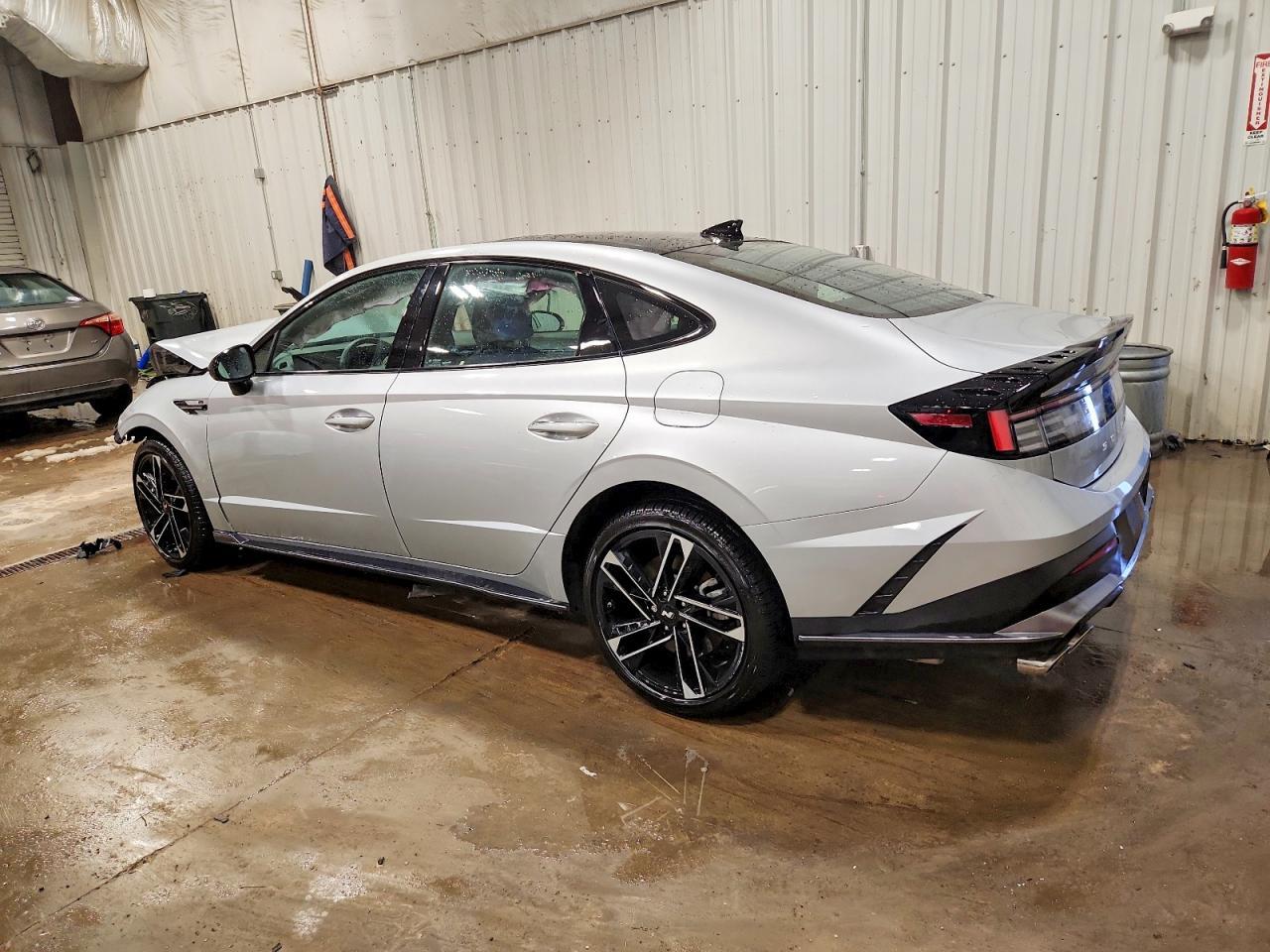 2025 Hyundai Sonata N Line - Фото 2