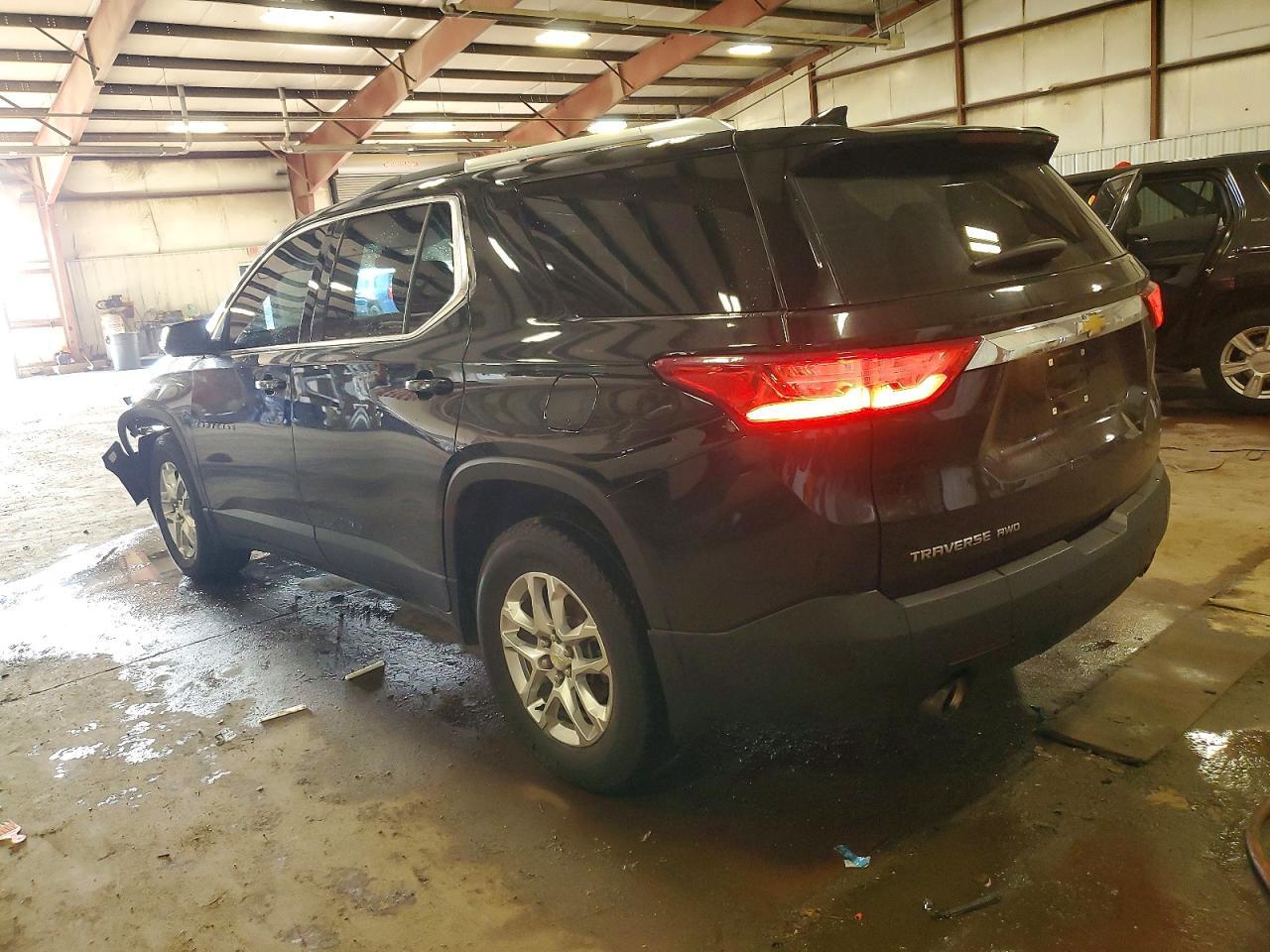 2018 Chevrolet Traverse Lt - Image 2