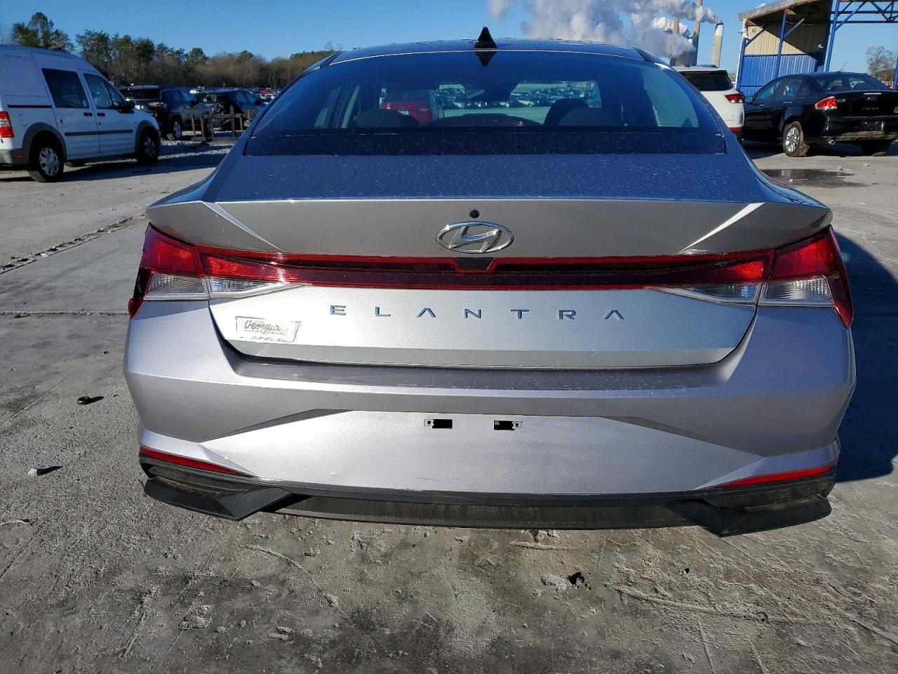 2023 Hyundai Elantra Se - Image 6