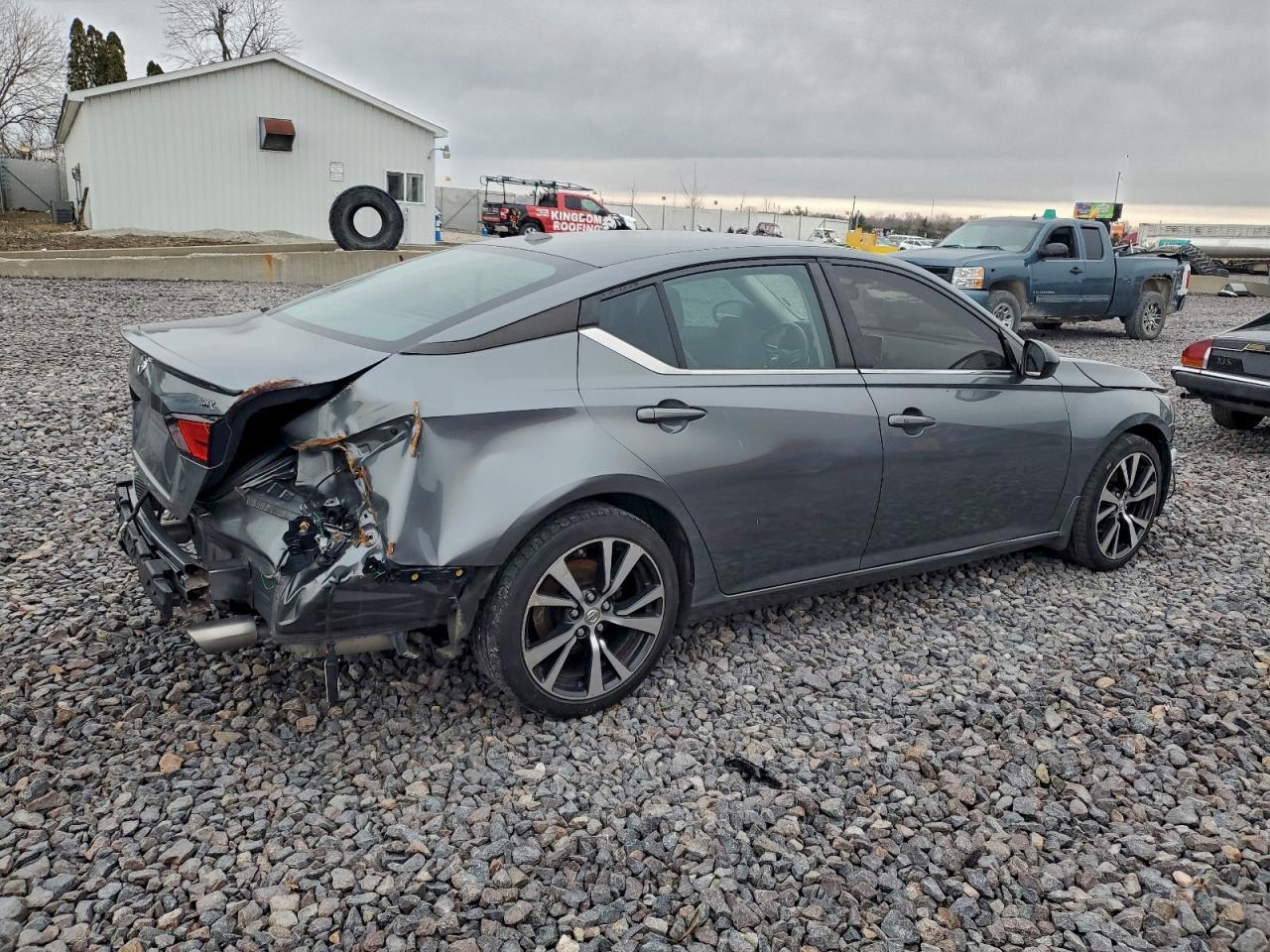 2020 Nissan Altima Sr - Фото 3