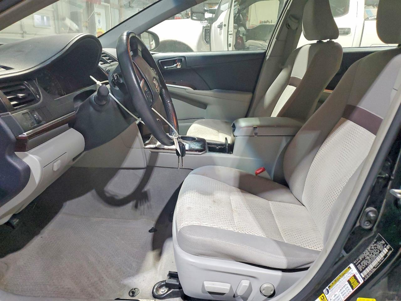 2013 Toyota Camry L - Image 7