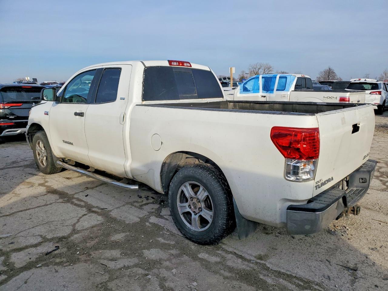 2010 Toyota Tundra Double Cab Sr5 - Фото 2
