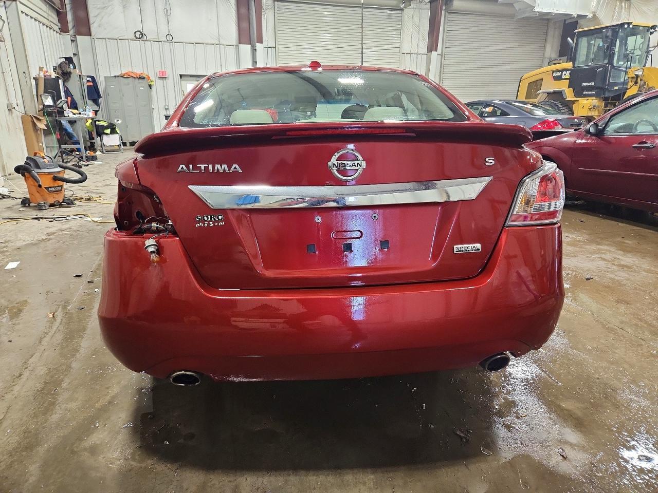 2015 Nissan Altima 2.5 S - Фото 6