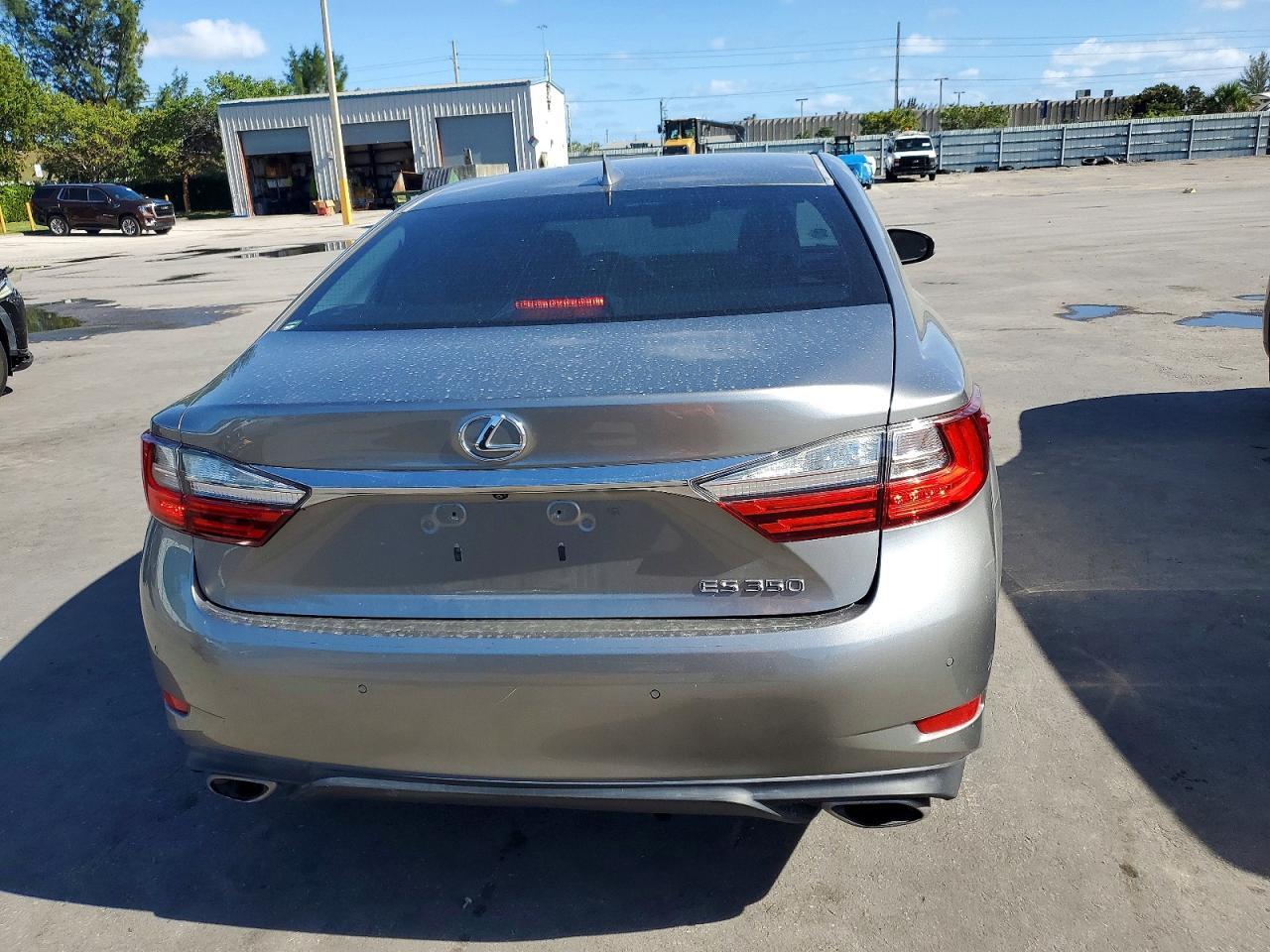 2016 Lexus Es 350 - Фото 6