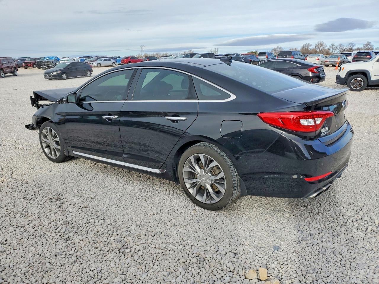 2015 Hyundai Sonata Limited 2.0T - Image 2
