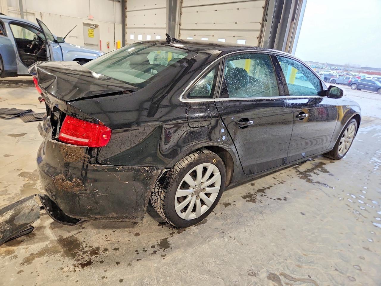 2011 Audi A4 Premium Plus - Фото 3