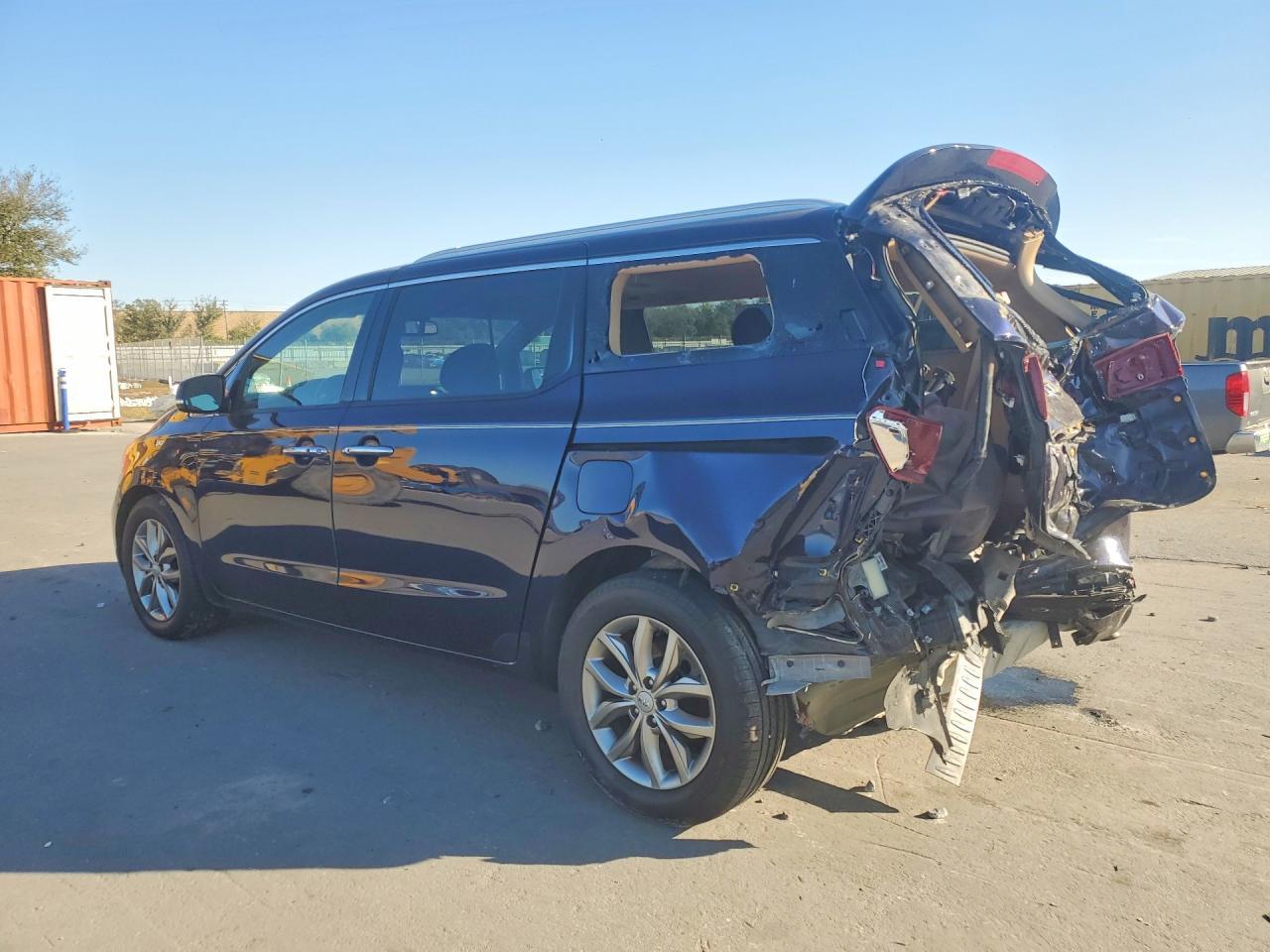 2021 Kia Sedona Ex - Фото 2